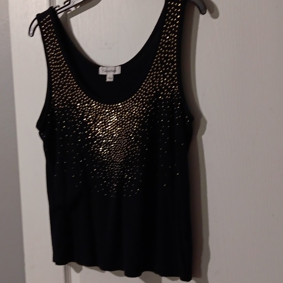 Black with gold sequence - Picture 2 of 4